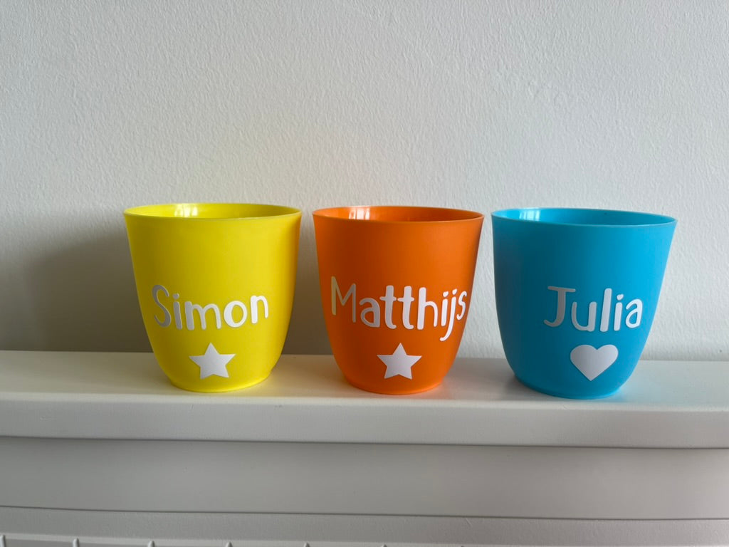 Puntzak snoep met beker